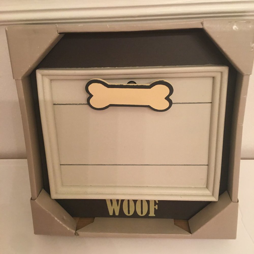 Fetco Home Décor WOOF Clip Photo Frame NEW